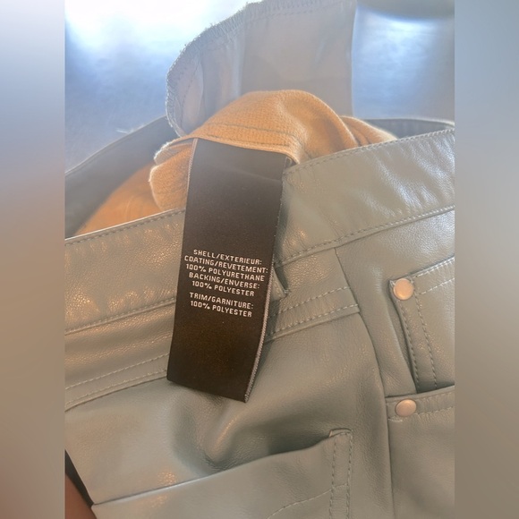 7 For All Mankind Straight Leg High Waisted Vegan Leather Pants size XS - Picture 12 of 13